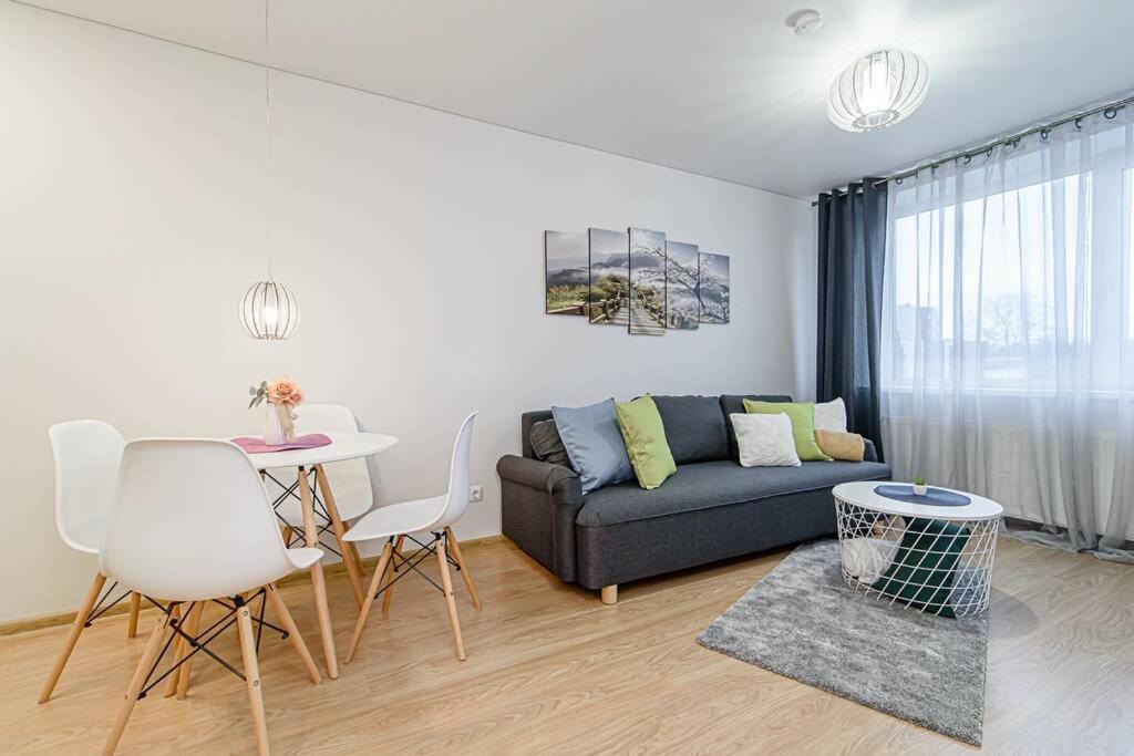 Bright Apartment,For 1-4,Near Old Town Vilnius Eksteriør bilde